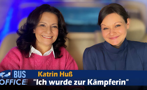 BUS OFFICE: Julia Szarvasy im Gespräch mit Katrin Huß - https://youtu.be/-_bu74hg6WA